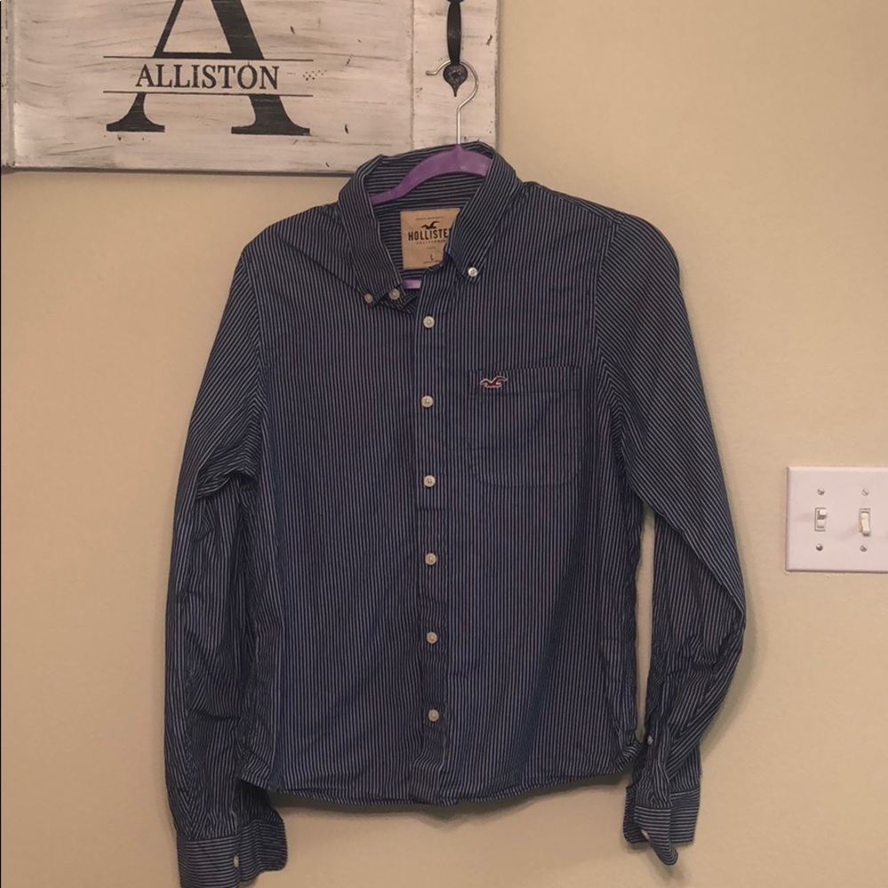 Men’s Hollister long sleeve button down